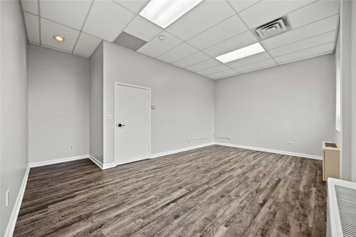 a2-221 E Hartsdale Ave, Hartsdale, NY, 10530-3572 | Card Image