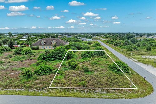 27071 Del Prado Pkwy, Punta Gorda, FL, 33983 | Card Image