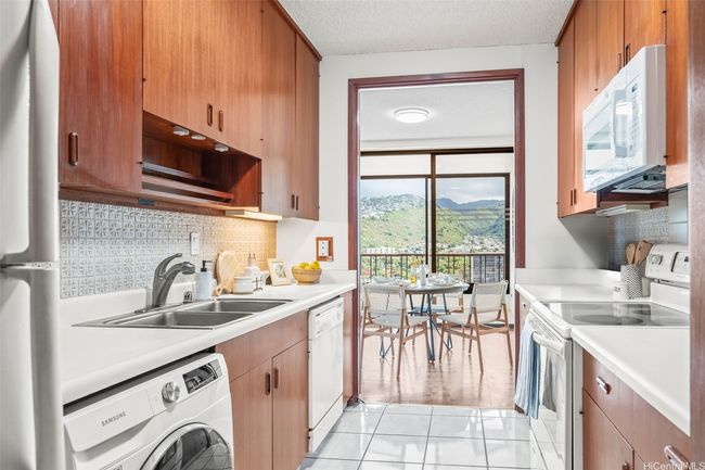 APT-19D - 4340 Pahoa Ave, Condo with 2 bedrooms, 2 bathrooms and 1 parking in Honolulu HI | Image 7