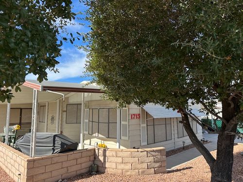 1715 Yale Dr, Bullhead City, AZ, 86442-6231 | Card Image
