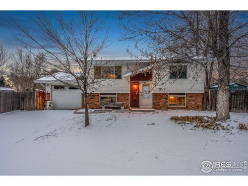 803 Table Mountain Ct, Windsor, CO, 80550-4922 | Card Image