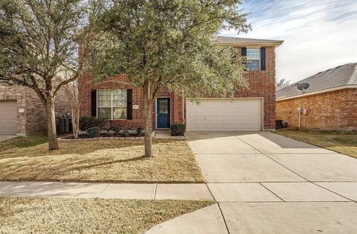 425 Iron Ore Trl, Fort Worth, TX, 76131-3957 | Card Image