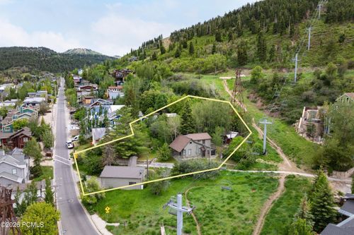 663 Woodside Ave, Park City, UT, 84060-5123 | Card Image