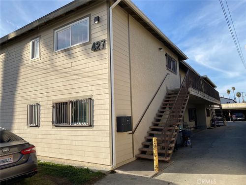 427 W Laurel St, Compton, CA, 90220-3035 | Card Image