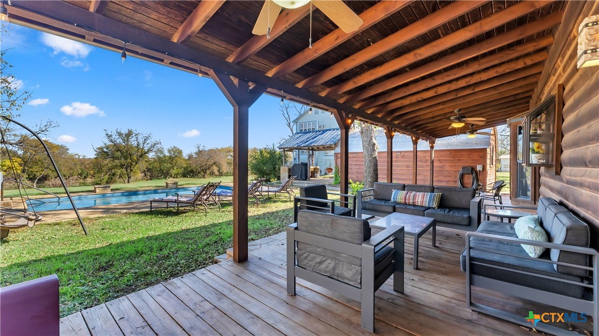 Residential in San Saba 5