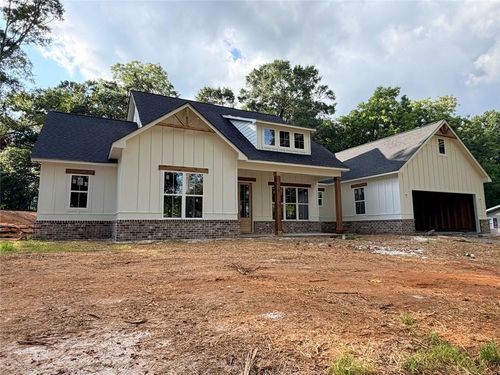 207 Walton St, Loganville, GA, 30052-3263 | Card Image