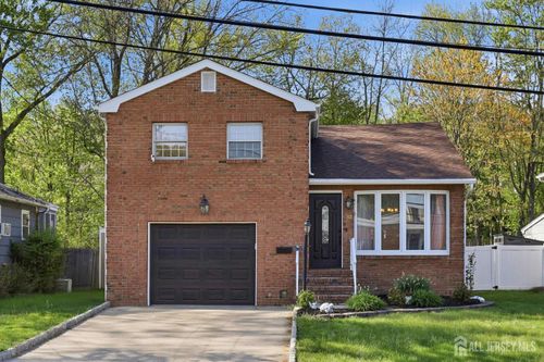 42 Lenox Ave, Green Brook, NJ, 08812-2550 | Card Image