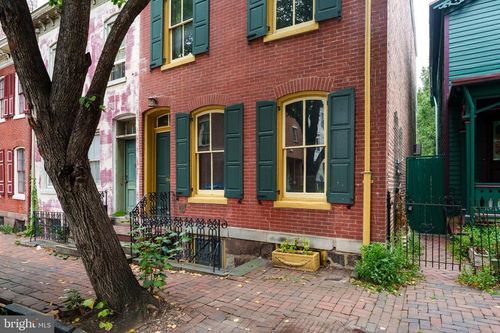 134 Mercer St, Trenton, NJ, 08611-1724 | Card Image