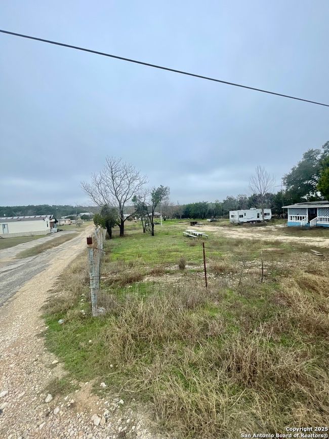 300 Oakland Dr, House other with 2 bedrooms, 2 bathrooms and null parking in Blanco TX | Image 9