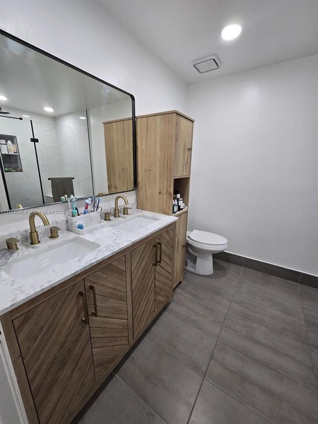 299 Duval Ct, Townhouse with 2 bedrooms, 2 bathrooms and null parking in Weston FL | Image 24