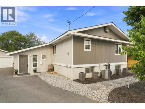 728 Driftwood Pl, Kamloops, BC, V2B7Y5 | Card Image