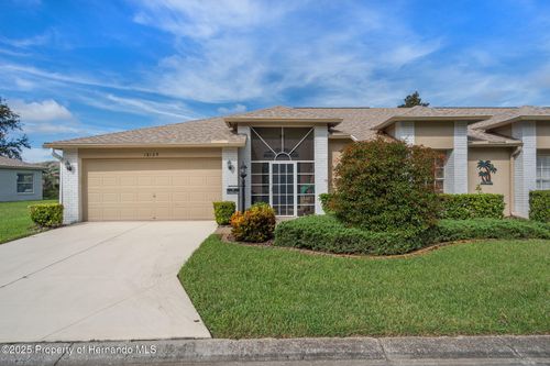18129 Baywood Forest Dr, Hudson, FL, 34667-5773 | Card Image