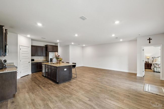 8018 Burnside Loop, House other with 4 bedrooms, 2 bathrooms and 2 parking in Pensacola FL | Image 20