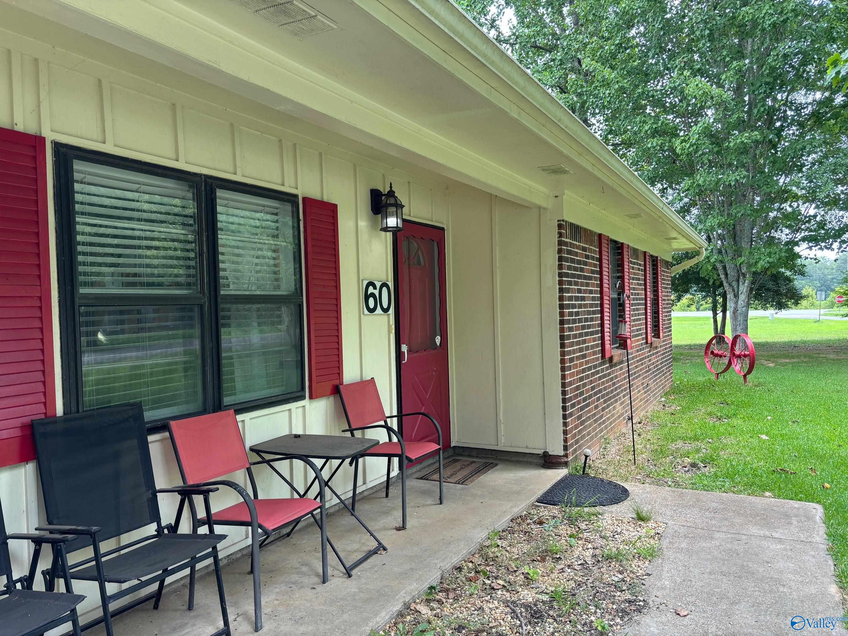 Mcdonald Ln, Guntersville, AL 35976
