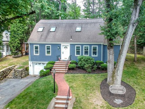 145 Pond Brook Rd, Chestnut Hill, MA, 02467-2629 | Card Image