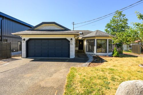 75 Washington Dr, Campbell River, BC, V9W5M3 | Card Image