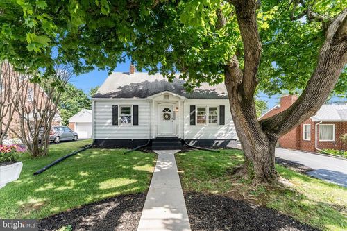 20008 Gilbert Hills Dr, HAGERSTOWN, MD, 21742-4319 | Card Image