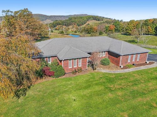 8904 Mountain Road, Lebanon, VA, 24280 | Card Image