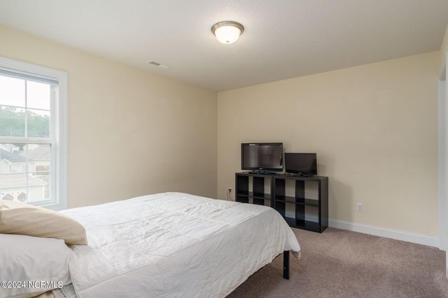 310 Pettigrew Ln, House other with 4 bedrooms, 3 bathrooms and 2 parking in Jacksonville NC | Image 27