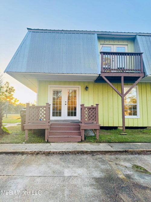 apt-1-590 Royal Oak Dr, Pass Christian, MS, 39571-2538 | Card Image