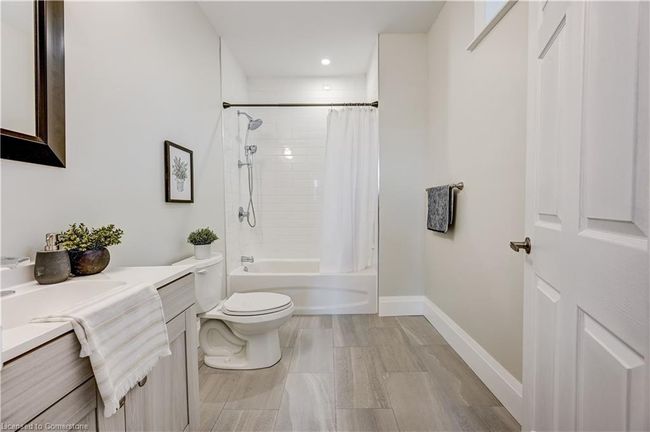 62 Queen St, House other with 3 bedrooms, 2 bathrooms and 2 parking in Guelph ON | Image 18