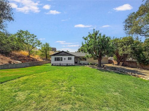 24022 Wildwood Canyon Rd, Newhall, CA, 91321-3826 | Card Image