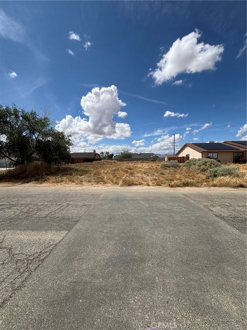 0 Medio St, California City, CA, 93505 | Card Image