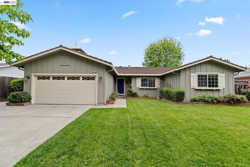 4950 Black Ave, Pleasanton, CA, 94566 | Card Image