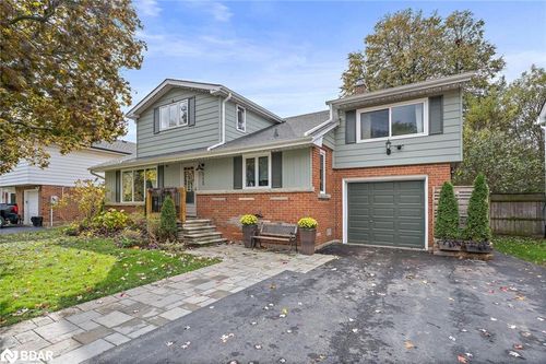 113 Elizabeth Dr, Acton, ON, L7J1B6 | Card Image