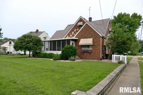 615 Meadow Ave, East Peoria, IL, 61611-2922 | Card Image