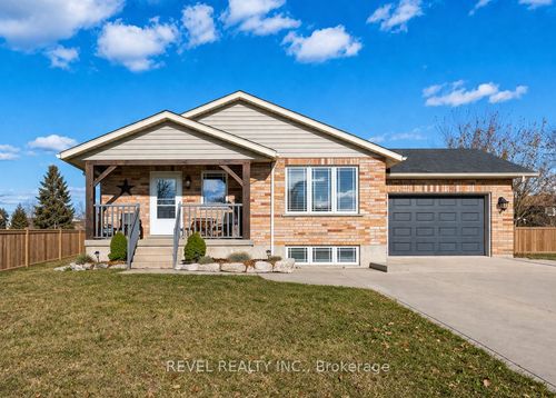 771 Princess St, Mount Forest, ON, N0G2L3 | Card Image