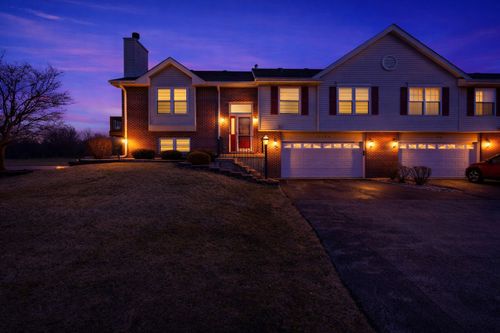 22380 Karlov Ave, Richton Park, IL, 60471-3401 | Card Image