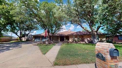 318 E Jemez St, Hobbs, NM, 88240 | Card Image