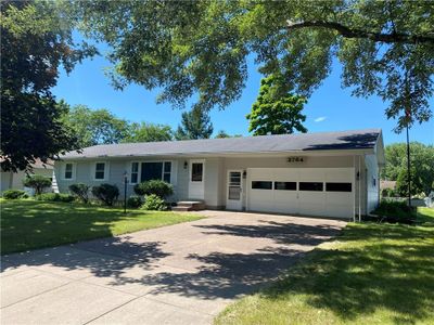 2764 Wellington Drive E, House other with 3 bedrooms, 1 bathrooms and null parking in Eau Claire WI | Image 1