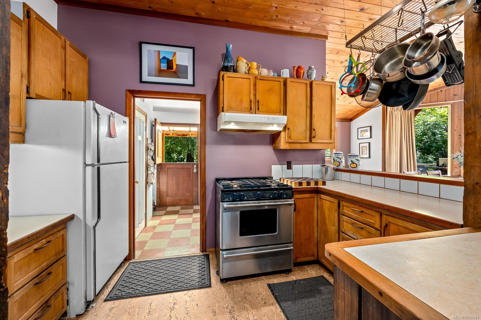 Residential in Cortes Island 5