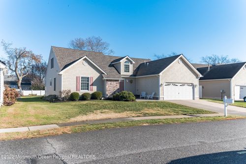 13 Admirals Ct, Cape May, NJ, 08204-4243 | Card Image