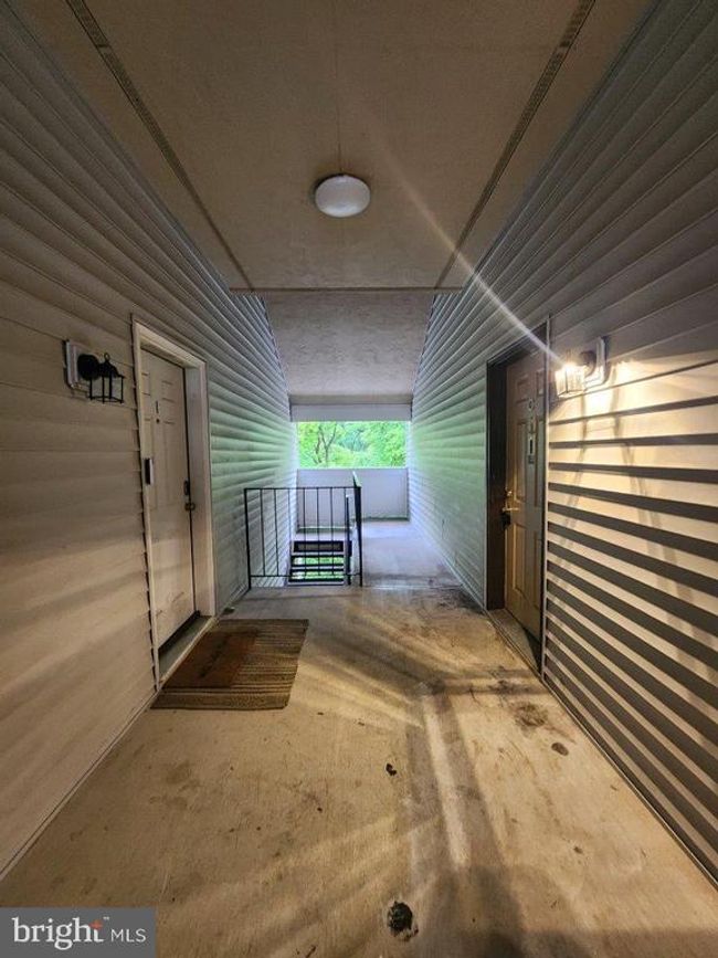 1647-C - 1647 Carriage House Ter, Condo with 1 bedrooms, 2 bathrooms and null parking in SILVER SPRING MD | Image 22
