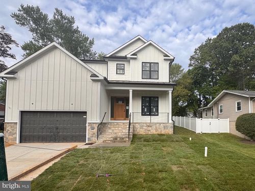 517 Walker St Sw, VIENNA, VA, 22180-6535 | Card Image