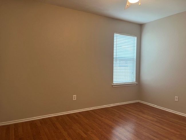 184 Dandelion Loop, House other with 3 bedrooms, 2 bathrooms and null parking in Kyle TX | Image 12