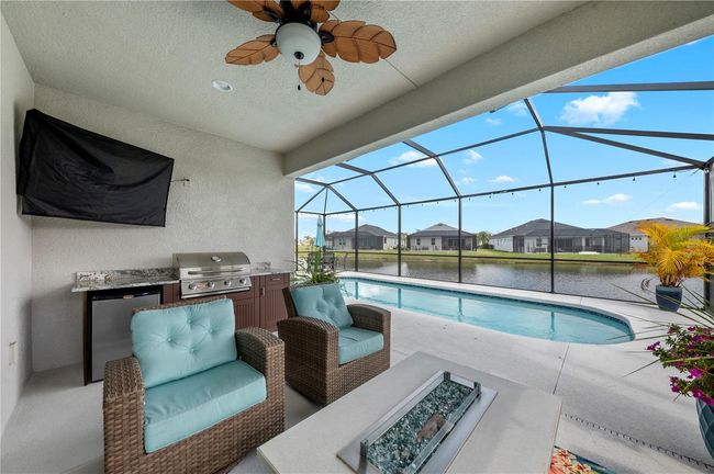12726 Rainwashed Loop, House other with 3 bedrooms, 2 bathrooms and null parking in Parrish FL | Image 43