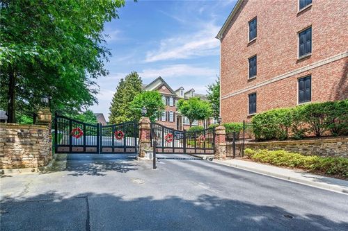 2873 Overlook Way, Atlanta, GA, 30324-7500 | Card Image