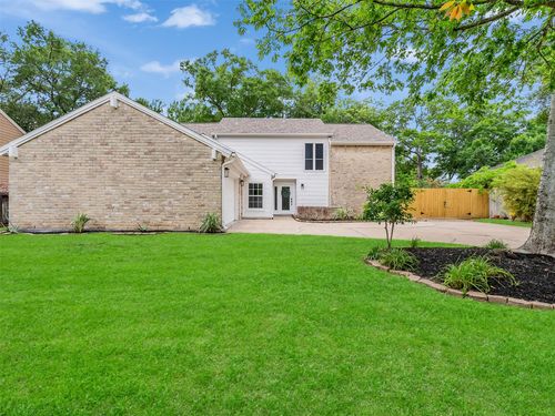 1023 Cragmore Dr, Seabrook, TX, 77586-4103 | Card Image