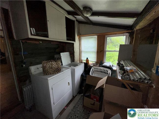 3538 Mountain Rd, House other with 3 bedrooms, 2 bathrooms and null parking in Slatington PA | Image 10