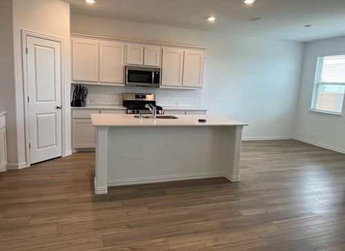 8012 Lindheimer Ln, McKinney, TX, 75071-3599 | Card Image