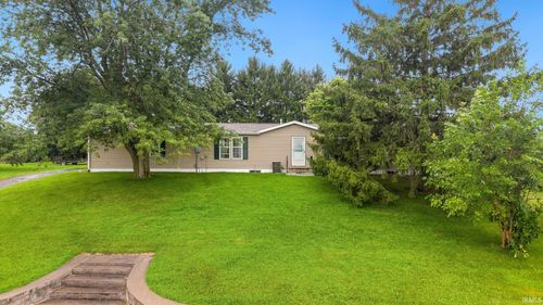 3690 S State Road 3, Lagrange, IN, 46761-8960 | Card Image