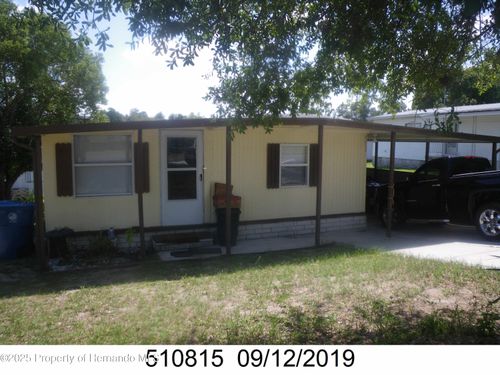 8653 Highpoint Blvd, Brooksville, FL, 34613-5680 | Card Image