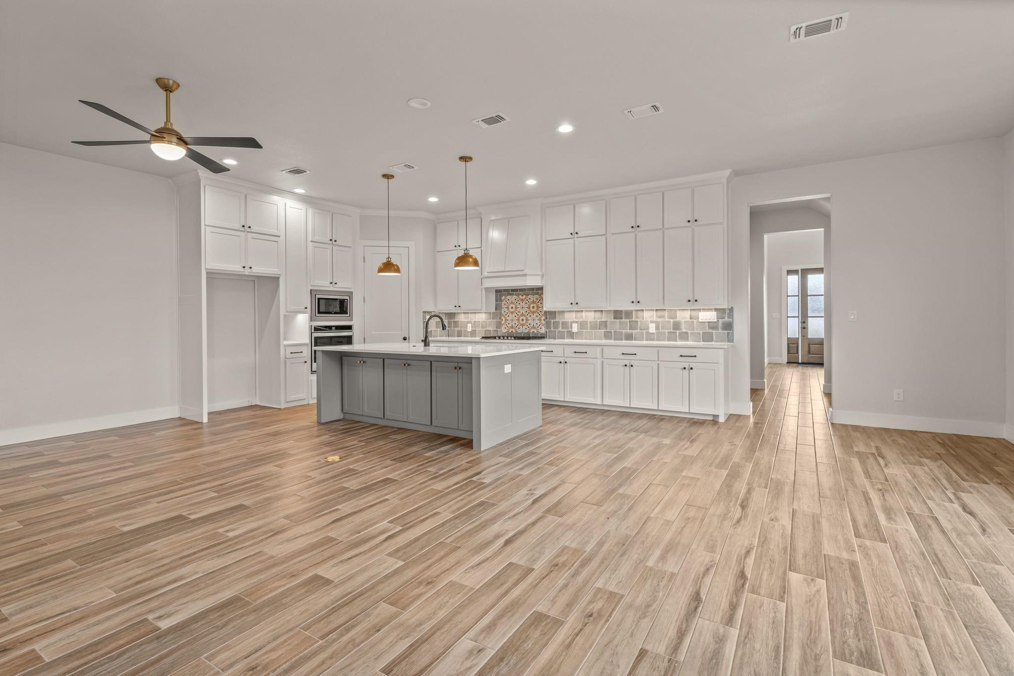 Residential Lease in Aledo 2