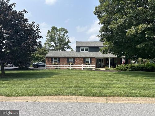 9 Tenby Chase Dr, NEWARK, DE, 19711-2440 | Card Image