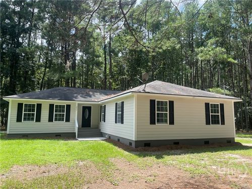 271 Thomas Cir, Springfield, GA, 31329-3748 | Card Image