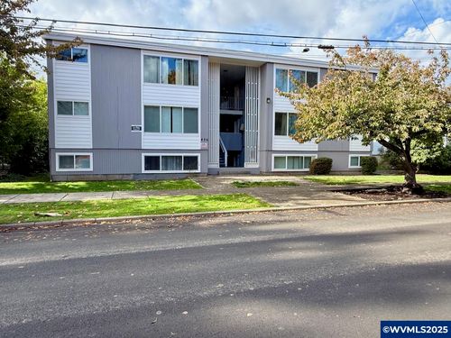 426 Nw 11th St, Corvallis, OR, 97330-6058 | Card Image